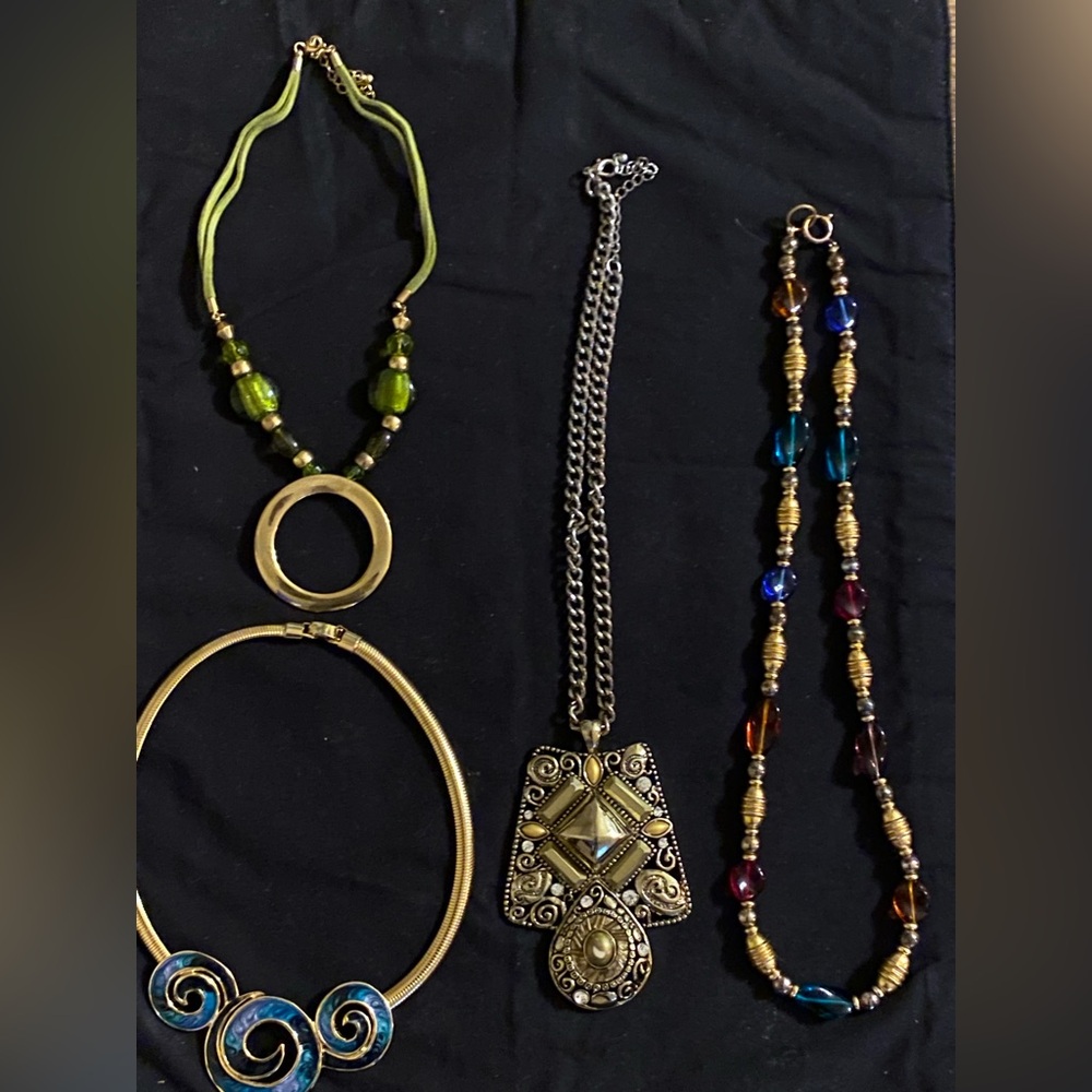 Vintage Necklaces Bundle of 4